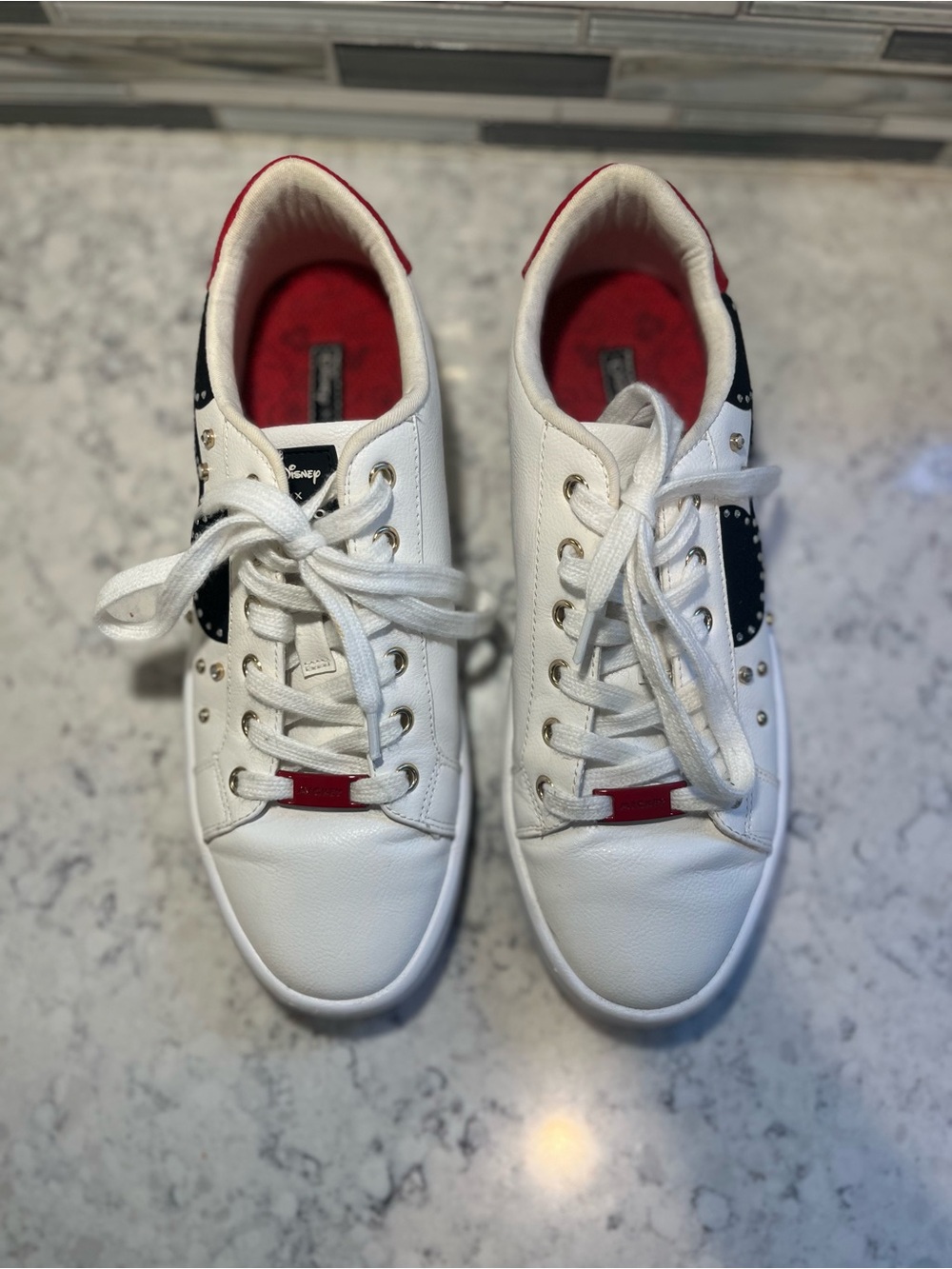 Disney X Aldo Party Mickey Sneaker Lunar New Year Collection White Size 7 1/2 - Picture 5 of 16